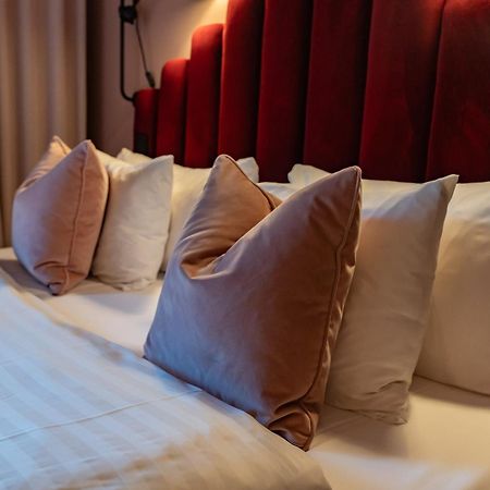 Quality Hotel Carlia Uddevalla Esterno foto